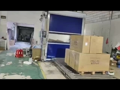 কাস্টমাইজড এয়ার শাওয়ার ক্যাবিনেট দেয়ালের বিরুদ্ধে ঝুলন্ত উভয় পক্ষের উপর ফুঁ